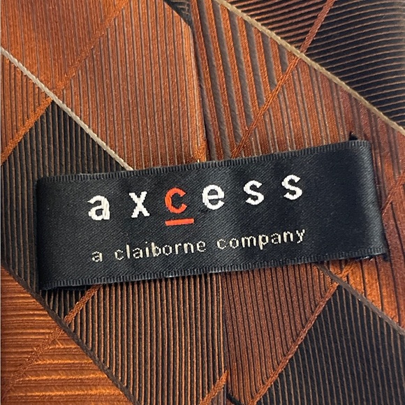 Axcess Men's Tie in Rich Brown Plaid - Picture 6 of 7